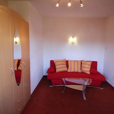 Hotel Goetznerhof 3*