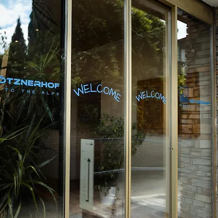 ホテル Goetznerhof - Self-check-in 3*