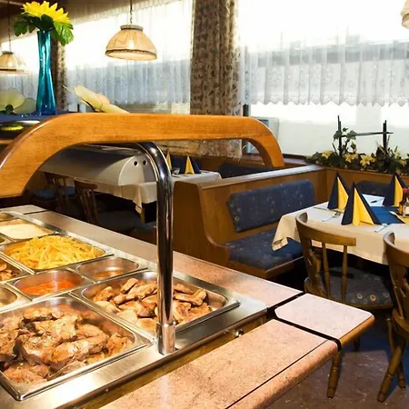 ホテル Goetznerhof - Self-check-in 3*