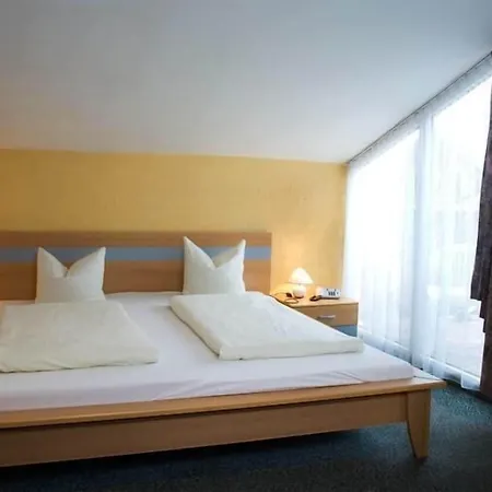 ホテル Goetznerhof - Self-check-in 3*